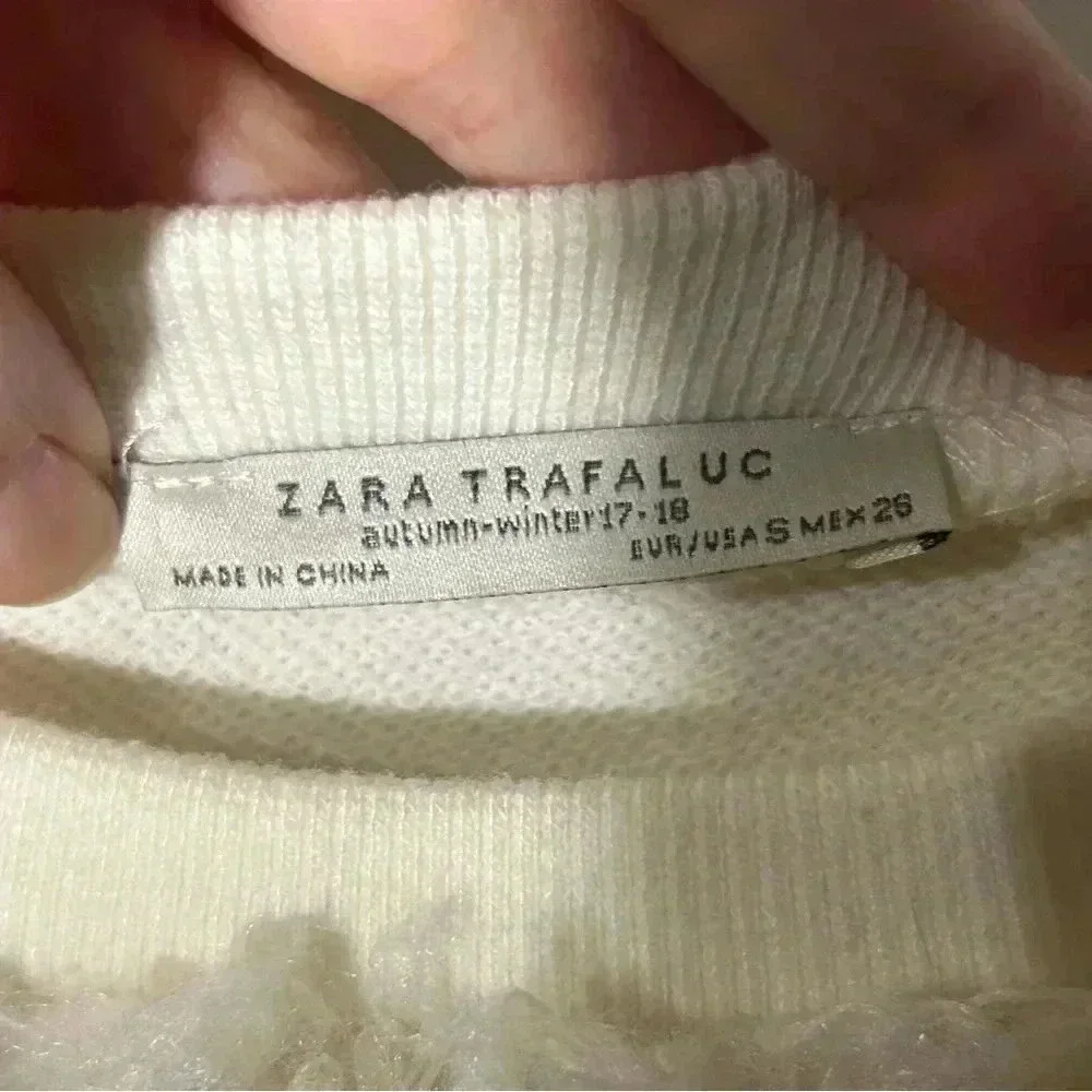 Zara Trafaluc Cream Sherpa front sweater w/bead embellishments. Size Small - Picture 7 of 9